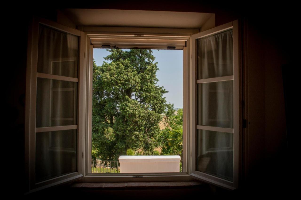 Tenuta Villa Colle Sereno Montemarciano Kültér fotó
