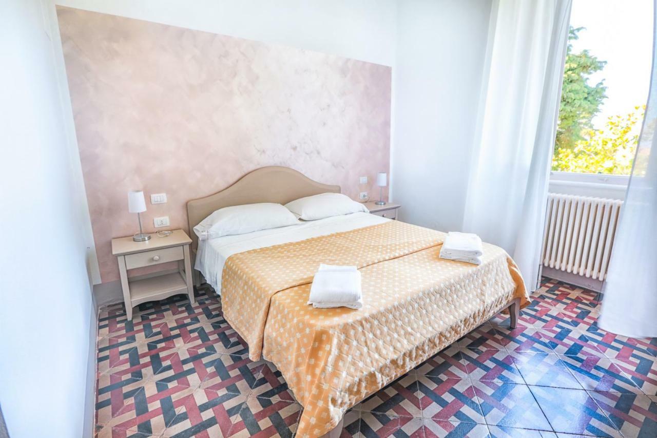 Tenuta Villa Colle Sereno Montemarciano Kültér fotó